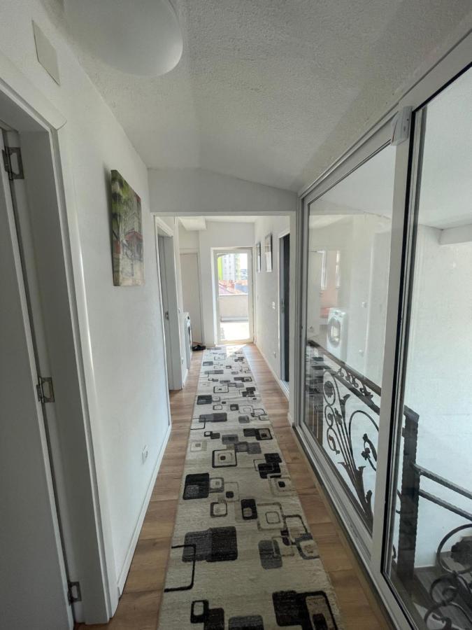 38 Apartment 1 Priştine Dış mekan fotoğraf