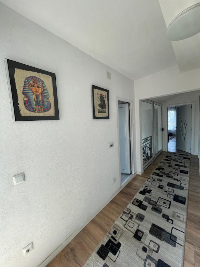 38 Apartment 1 Priştine Dış mekan fotoğraf