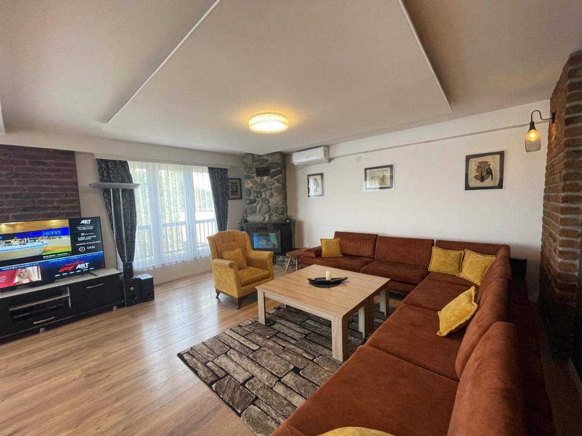 38 Apartment 1 Priştine Dış mekan fotoğraf